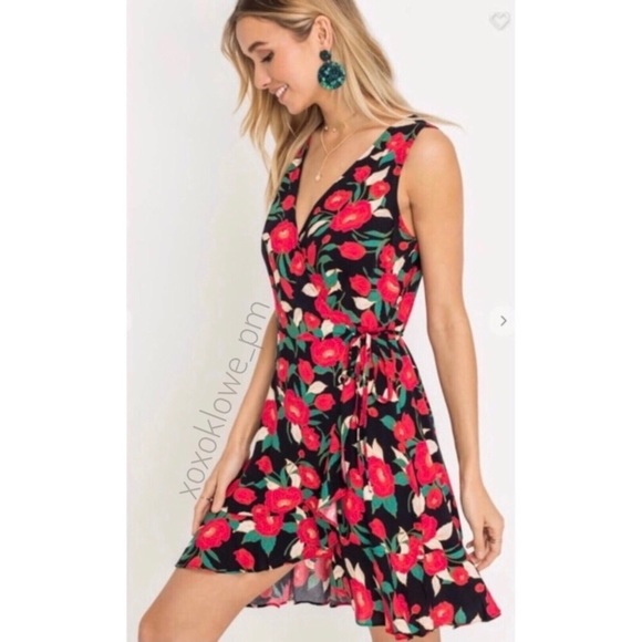 SALE Red Bold Floral Print Wrap Dress - Picture 5 of 7